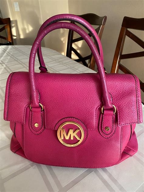 michael kors hot pink and white purse